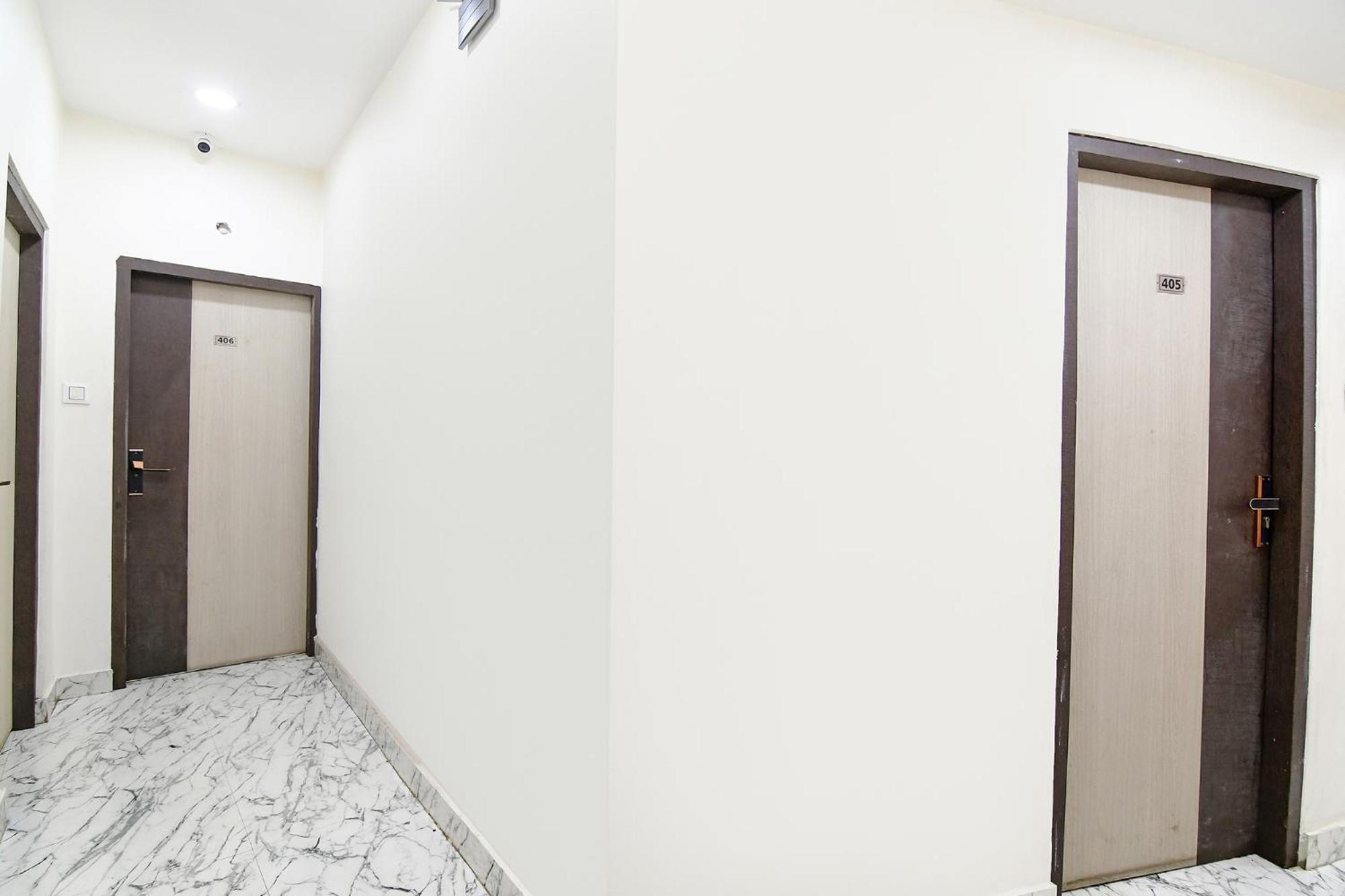 Hotel Fabexpress Sr Royale - Nr Sealdah Station à Calcutta Extérieur photo