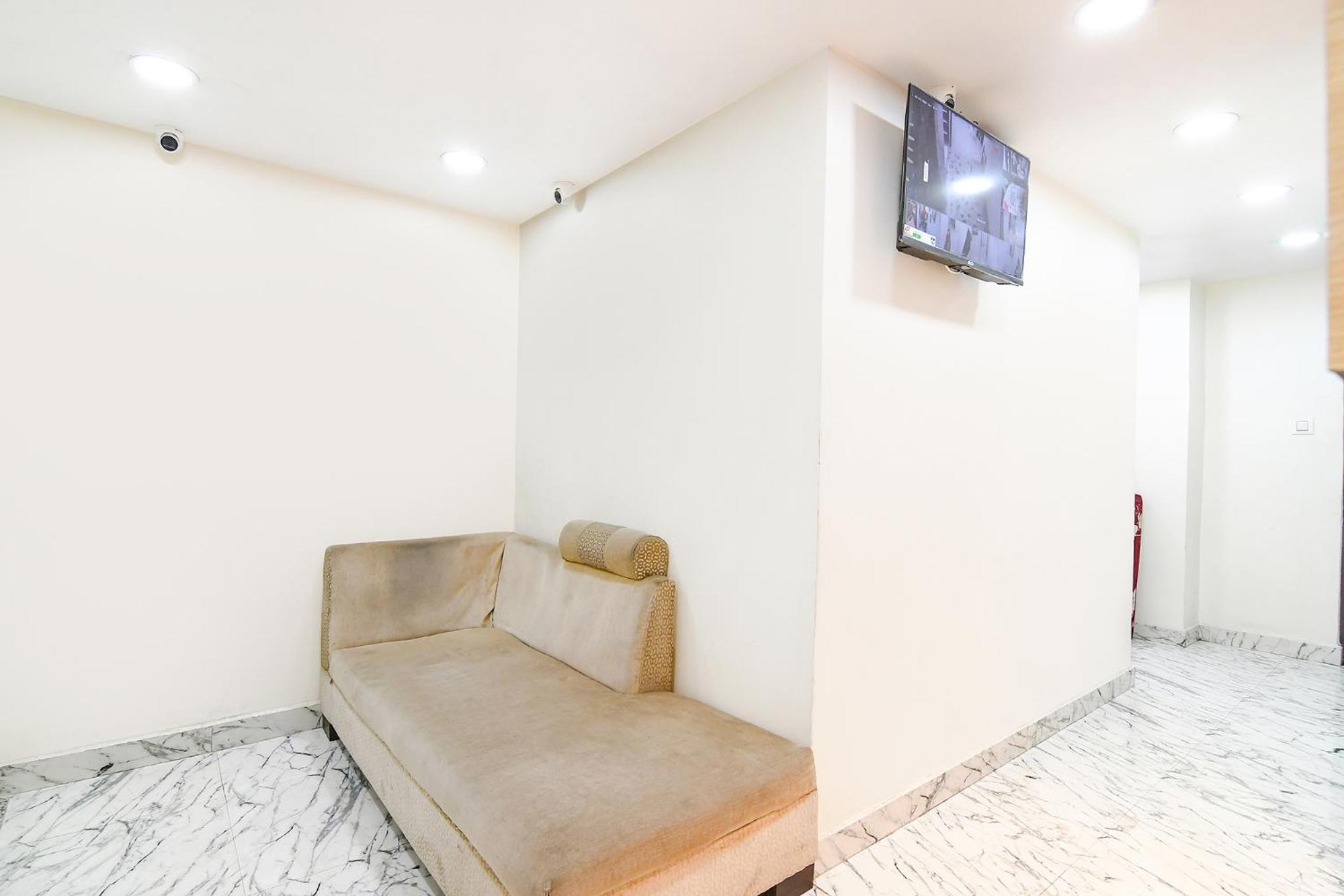 Hotel Fabexpress Sr Royale - Nr Sealdah Station à Calcutta Extérieur photo