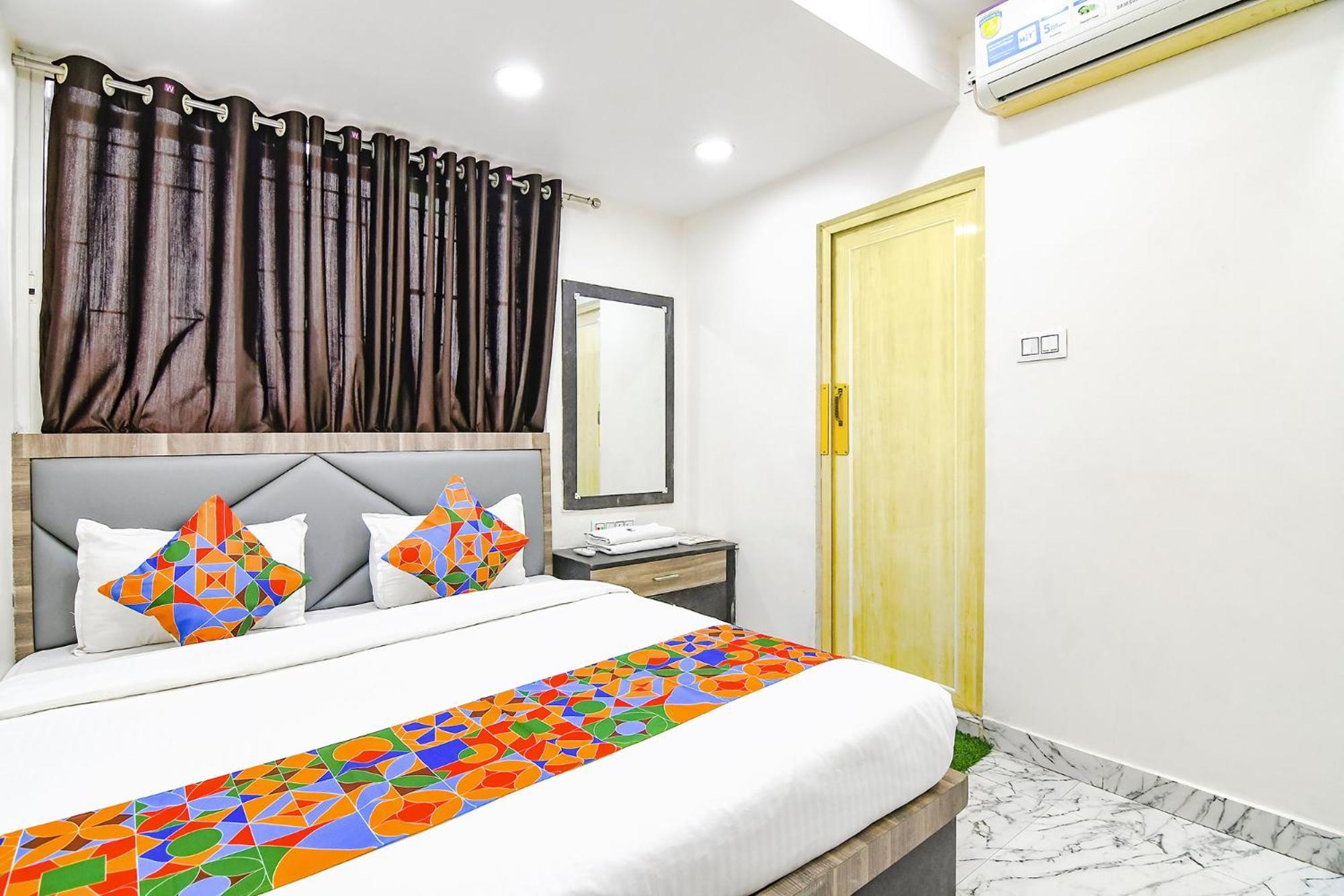 Hotel Fabexpress Sr Royale - Nr Sealdah Station à Calcutta Extérieur photo