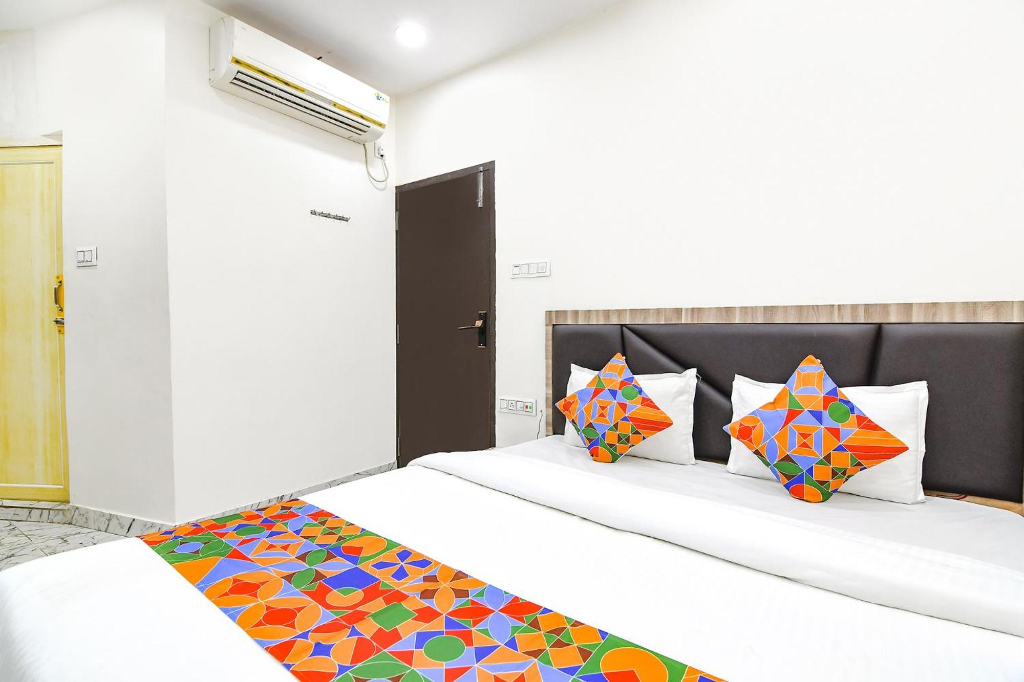 Hotel Fabexpress Sr Royale - Nr Sealdah Station à Calcutta Extérieur photo